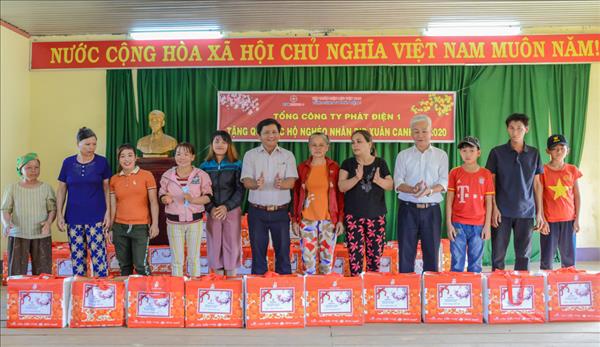 Công ty Thủy điện Đồng Nai tặng quà Tết xuân Canh Tý cho hộ nghèo tại tỉnh Đăk Nông