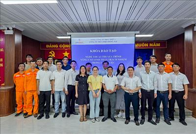Công ty Thủy điện Đồng Nai tổ chức đào tạo kỹ năng thuyết trình – nâng cao tinh thần trách nhiệm trong công việc